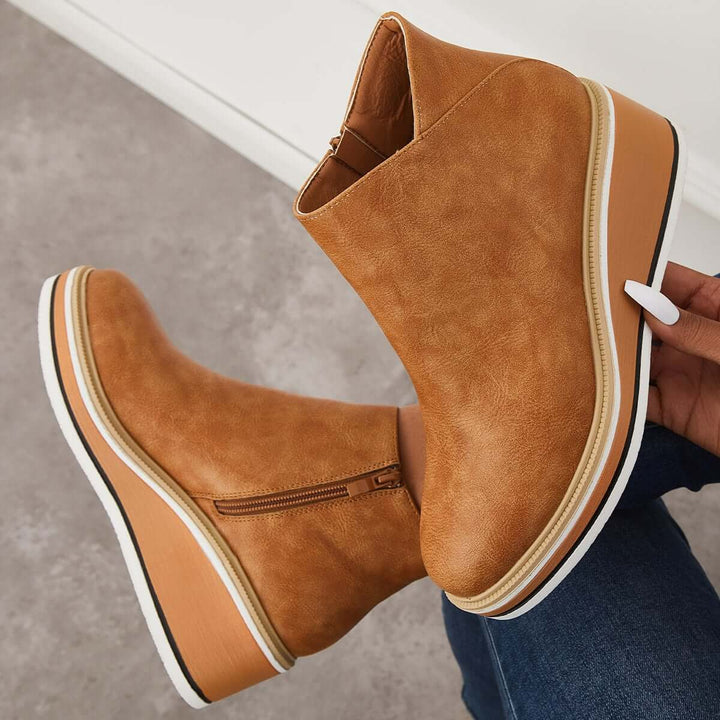 Samantha Women's Boots - Versatile Style