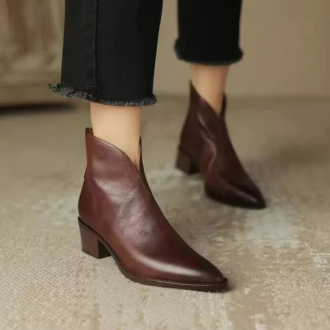 Elegant Women's Ankle Boot - Stylish Footwear