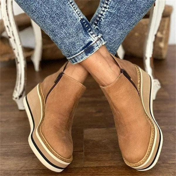 Samantha Women's Boots - Versatile Style