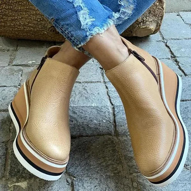 Samantha Women's Boots - Versatile Style